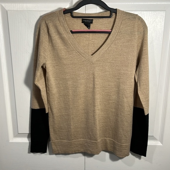 Club Monaco wool sweater - Picture 2 of 7